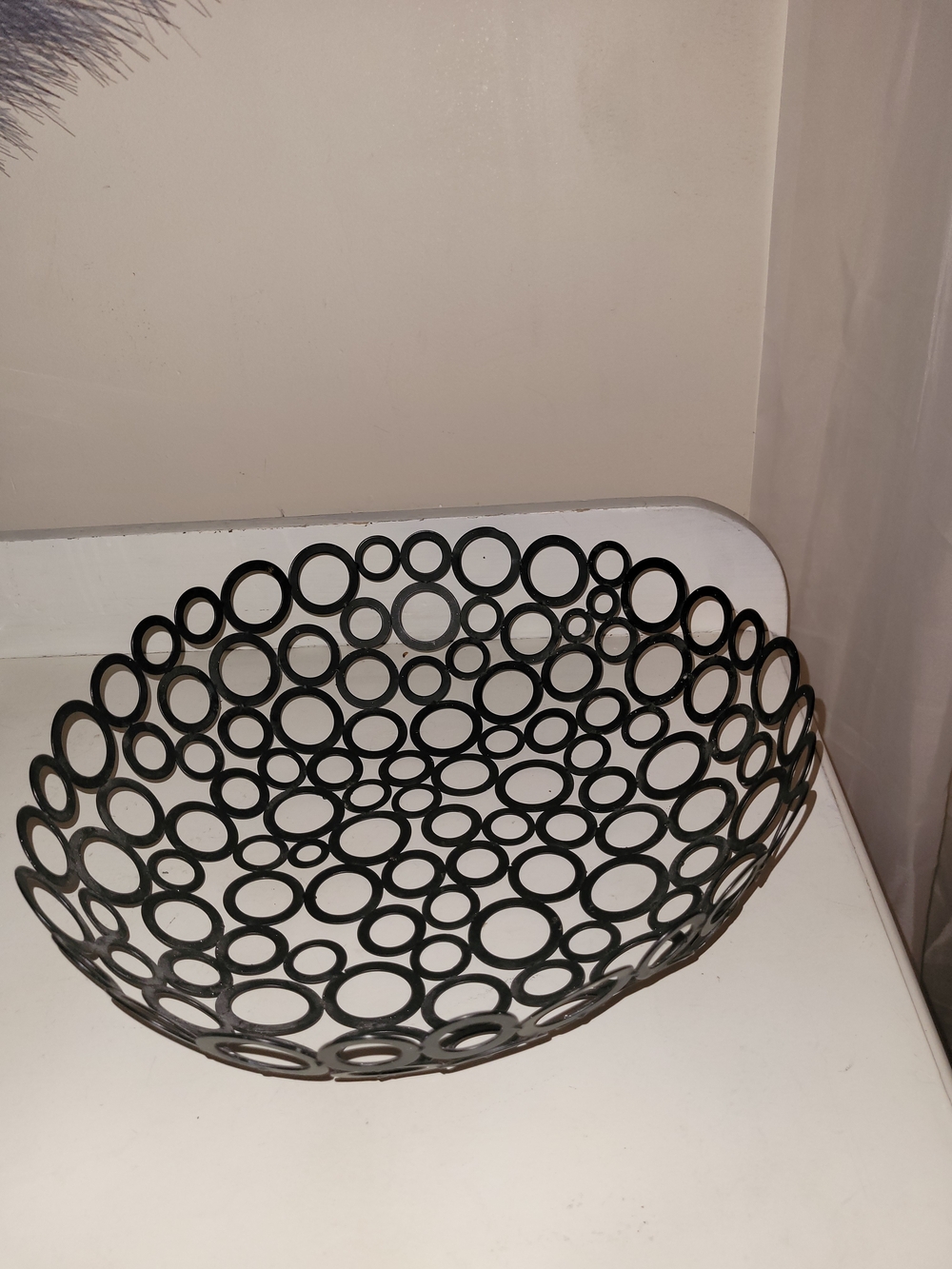 Decorative Metal Circle Bowl - Black